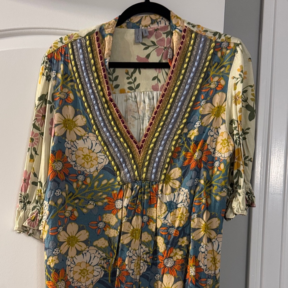 Floral V-Neck Women's Top